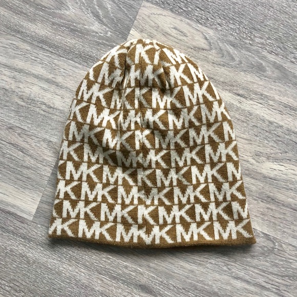 Michael Kors Accessories - Michael Kors Logo Winter Toque Hat Beanie